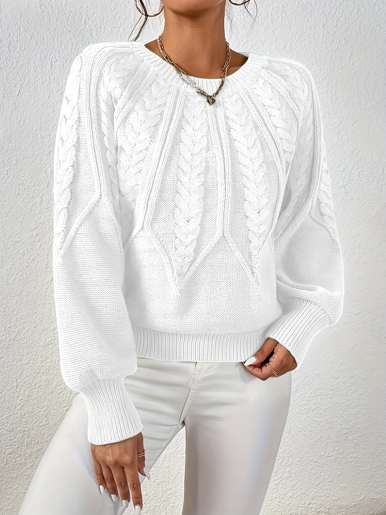 Amara | Elegant Pullover
