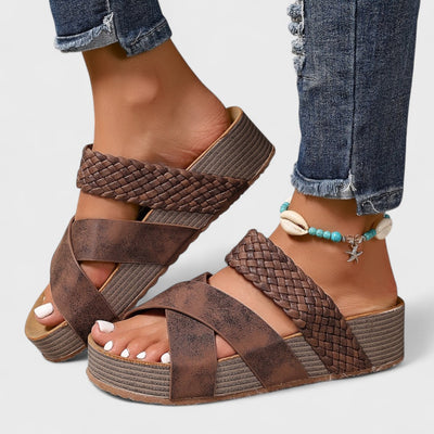 Veylira | Orthopaedic Sandals