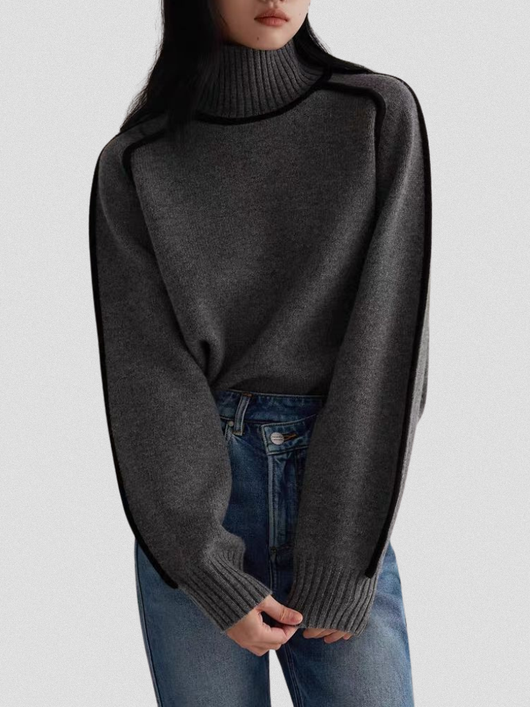 Eloise  | Turtleneck with Contrast Details