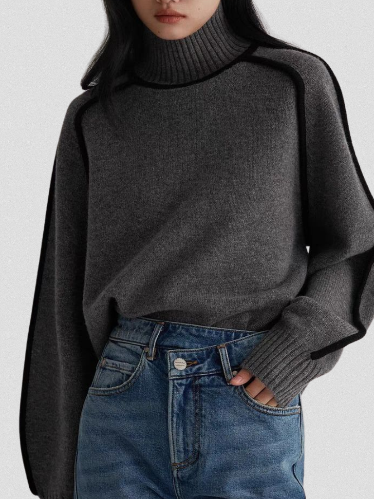 Eloise  | Turtleneck with Contrast Details