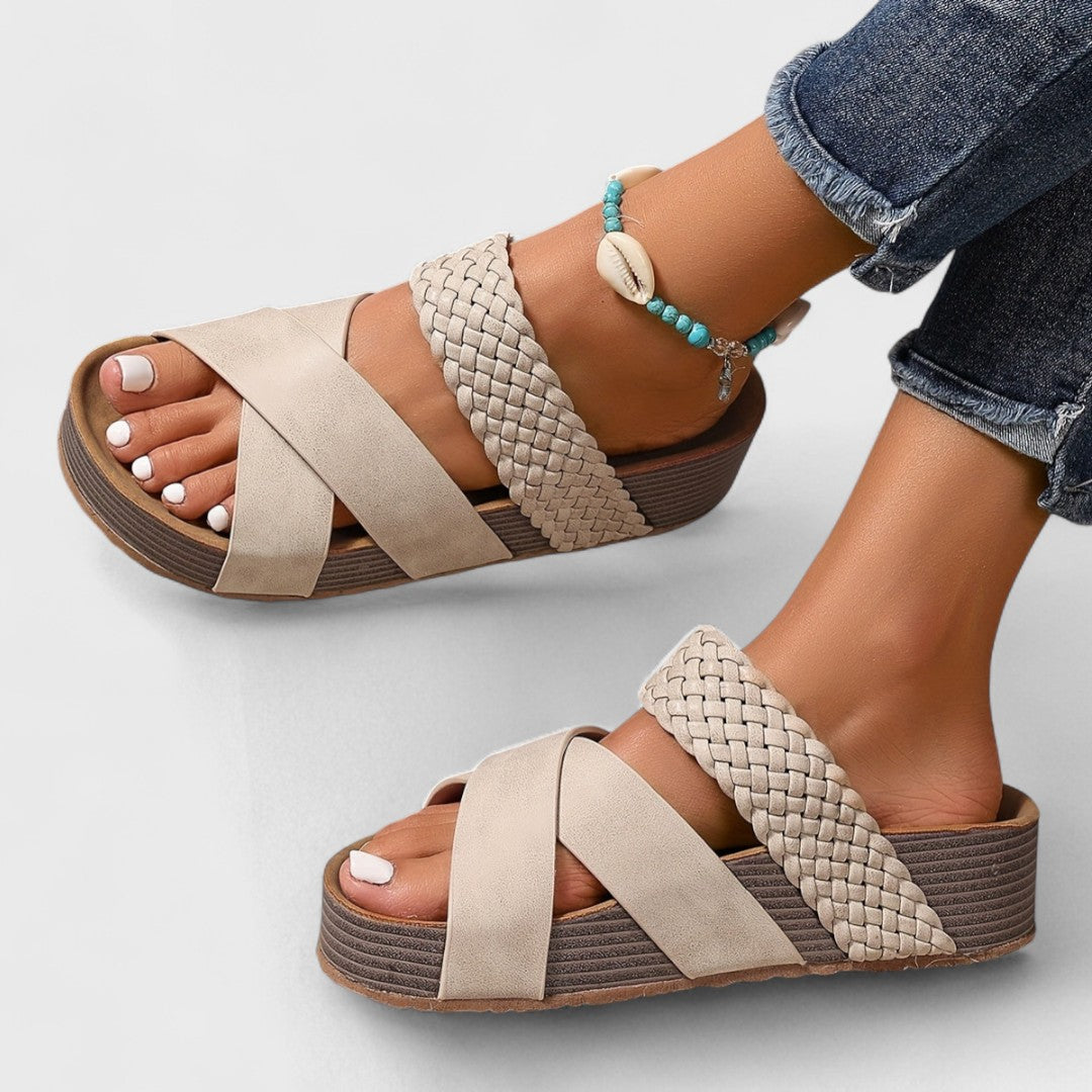 Veylira | Orthopaedic Sandals